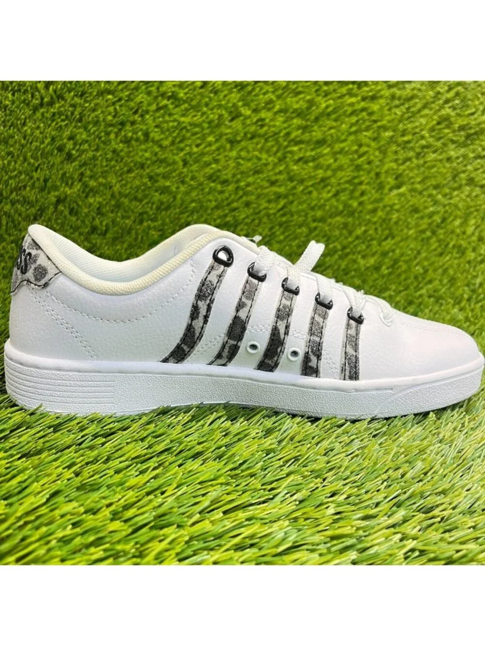 K-Swiss Court Pro II Leopard Womens Size 7 White Black Athletic Shoes Sneakers